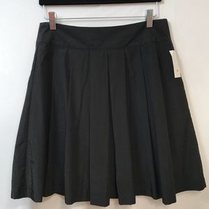 H&M Black Pleated Skirt